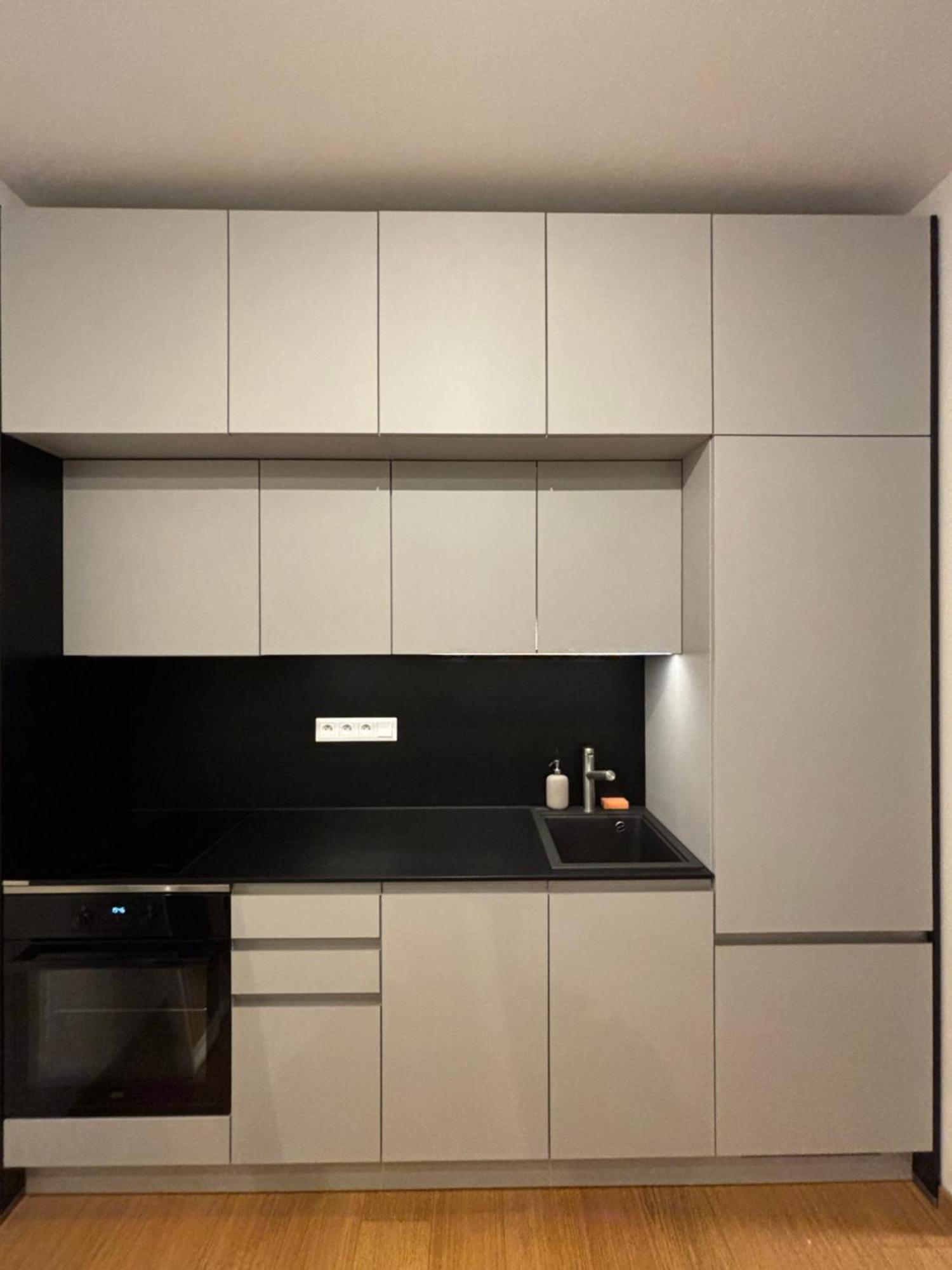 Main City Center - Luxury - Free Parking - City View Bratislava Extérieur photo